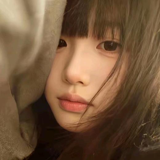 人傻嘴不甜又爱装逼还没钱