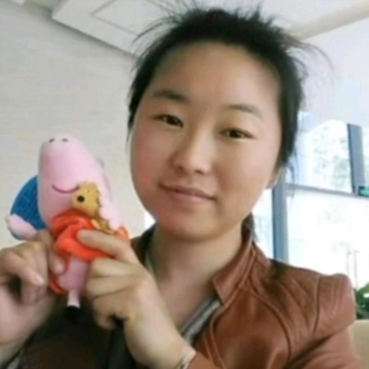 英子