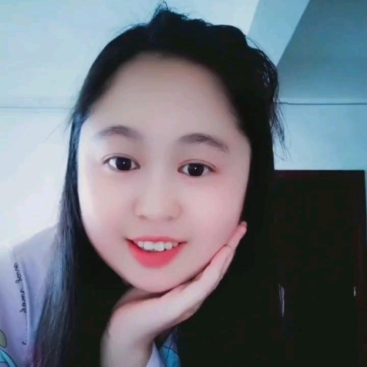 小英😜