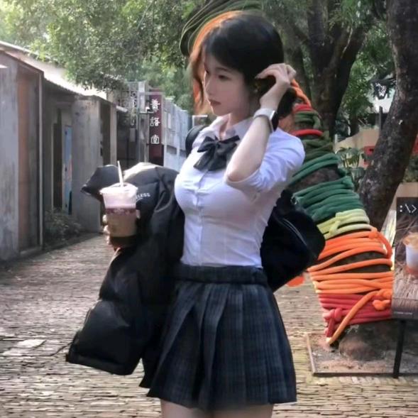 菜又爱玩的瑶
