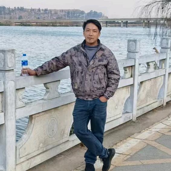 烈酒难消世间愁