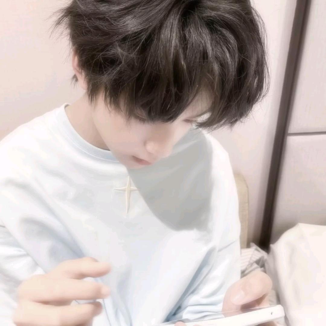 𓏴序涵萌豚*