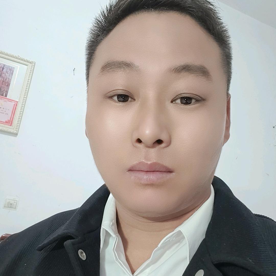 鲁小赛  (沛公酒）