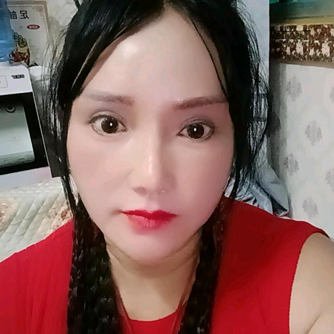 毕轩陌艳艳