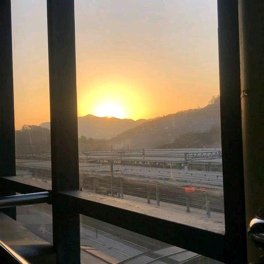 清晨阳光（拒私聊）