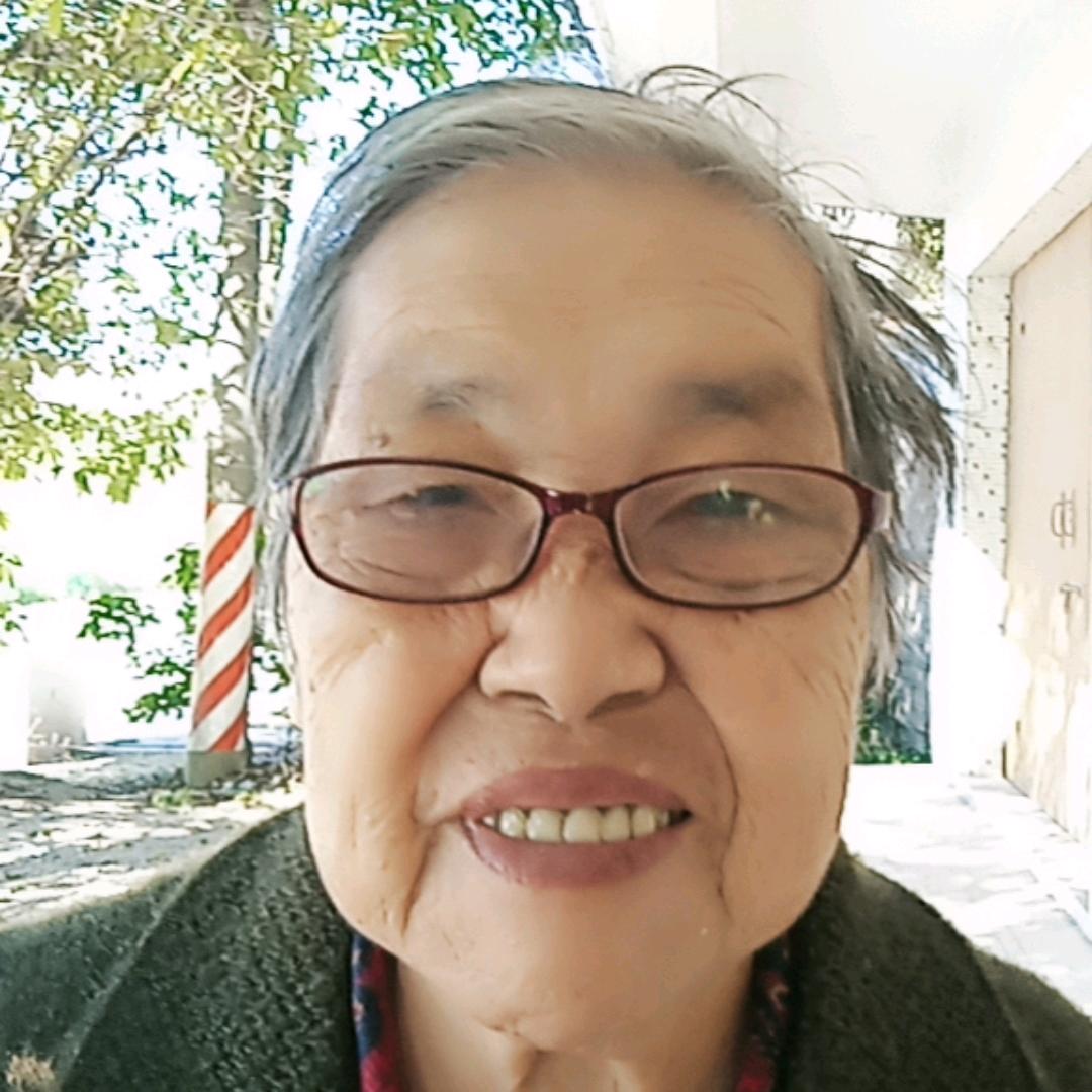 先去英老姐