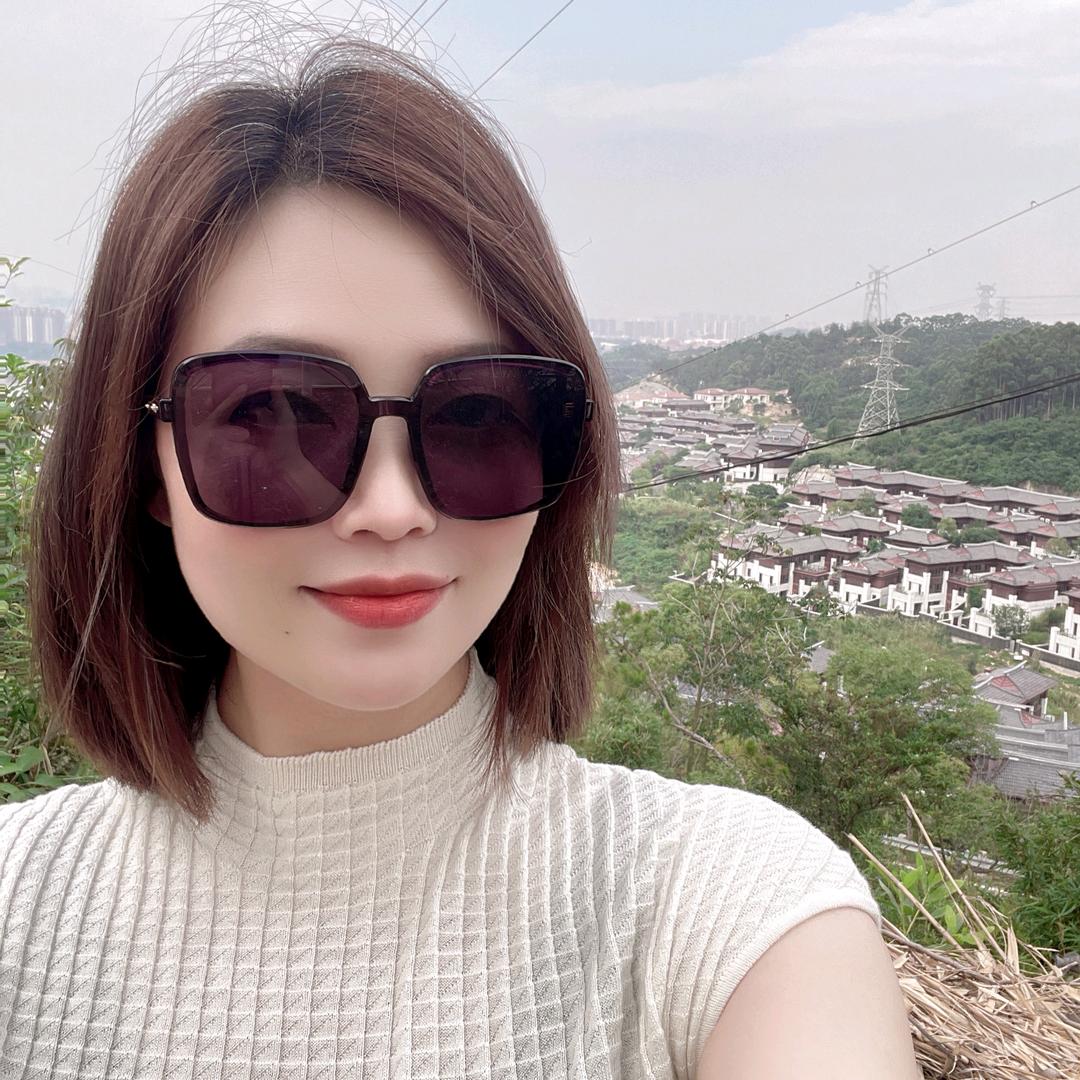 石小姐的欧货衣橱