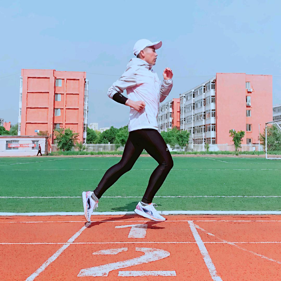 爱跑步的小璐璐🏃🏻‍♂️🏃🏻‍♂