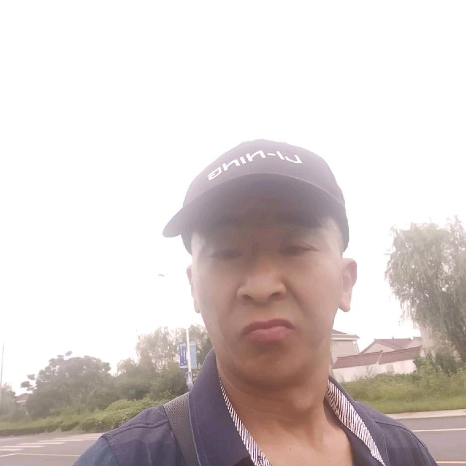 海河晨柏柏