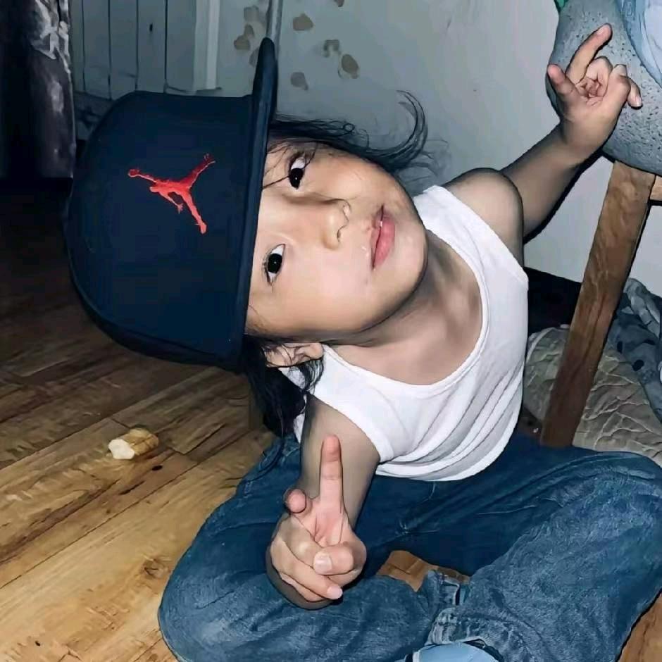 钓不到翘嘴就成为翘嘴o