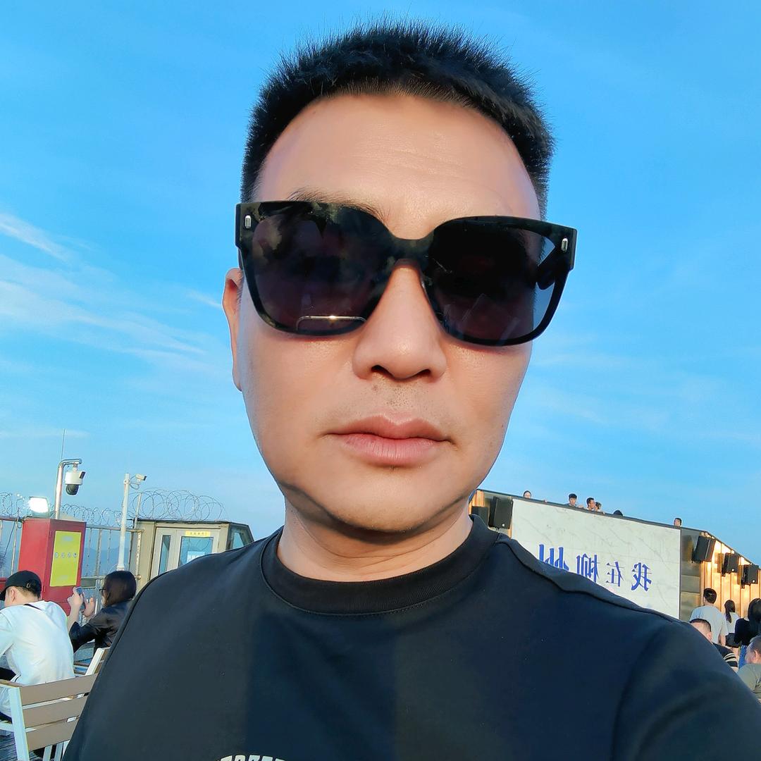 平乐顺通邱教练（飞飞）