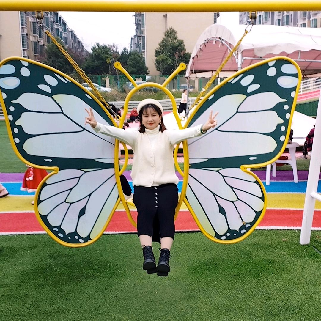 随心自在77年的小姐姐