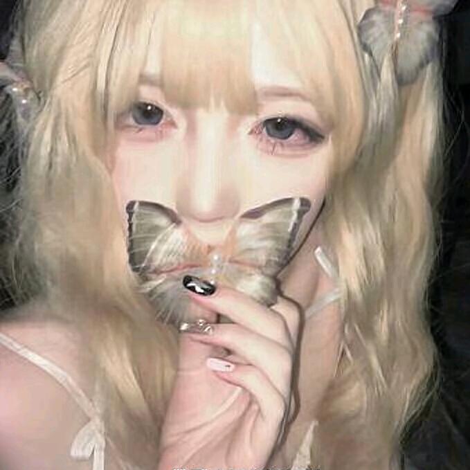 困困魚子(*/ω＼*)