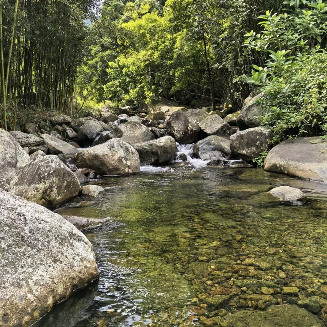 万里山河