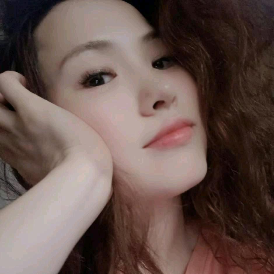 ╭(╯胖嘟嘟╰)╮的🍎