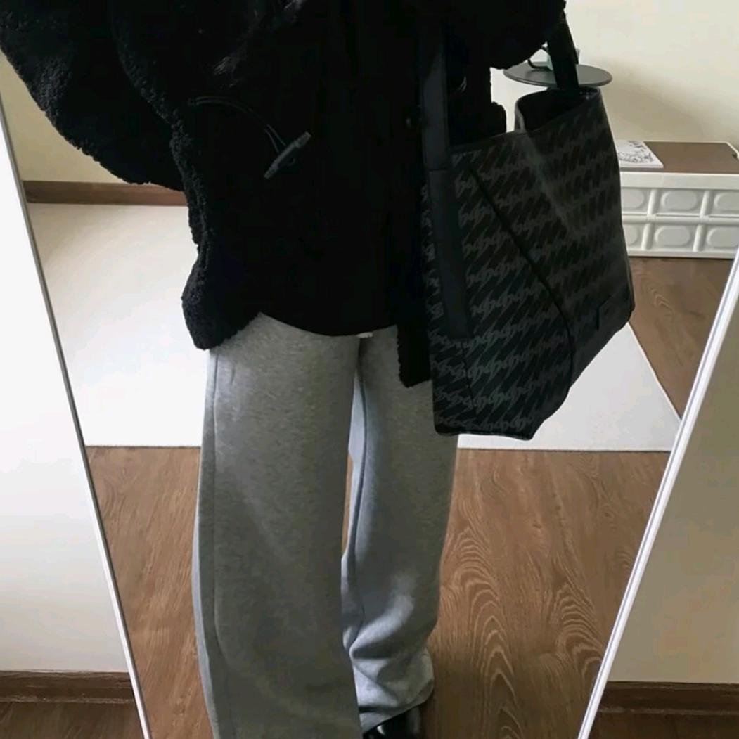 xfx ￴ ￴ ￴ ￴￴ ￴