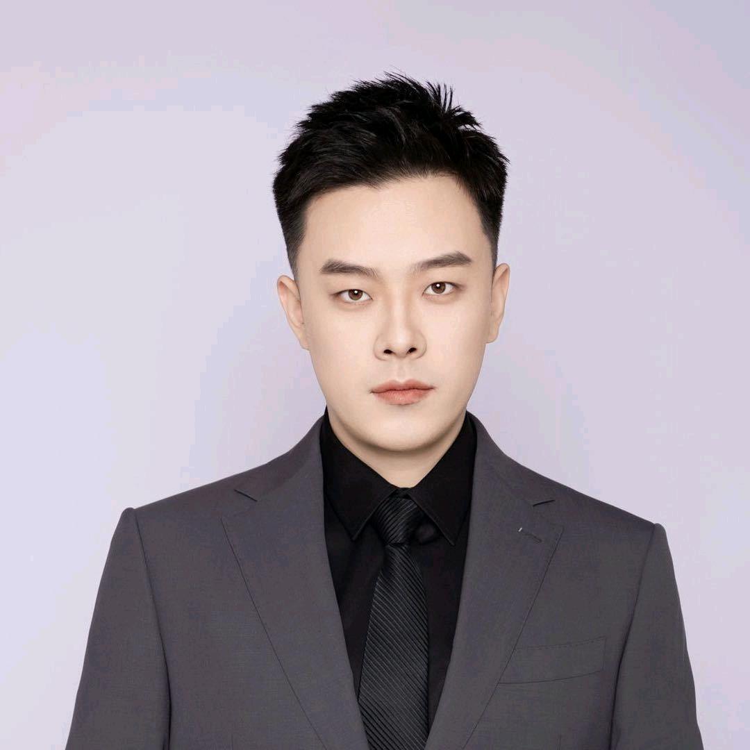 内蒙公考王蕴哲（星途径上岸指导）