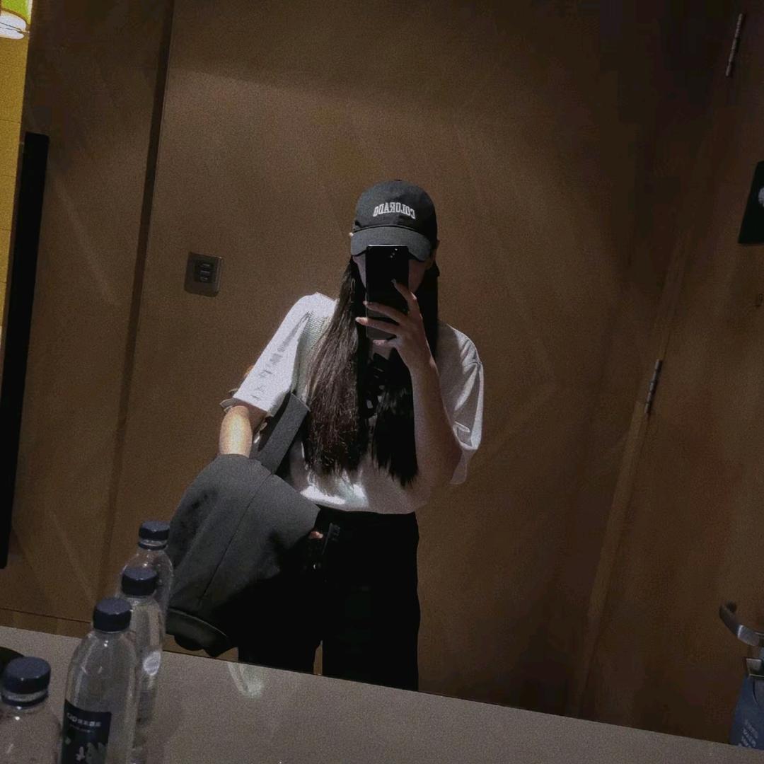 月亮🌙不睡我不睡