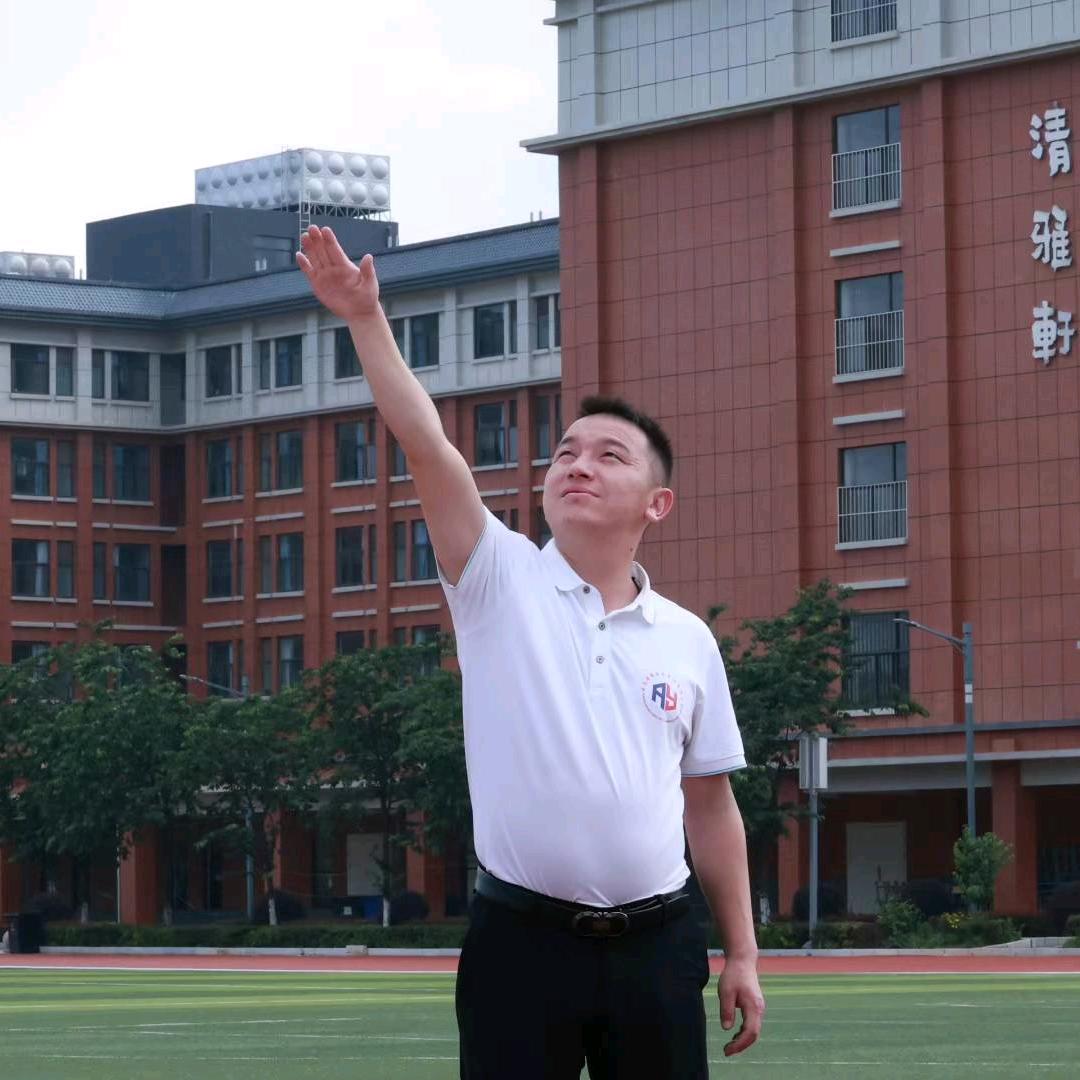 诚服人力公司助理小陈