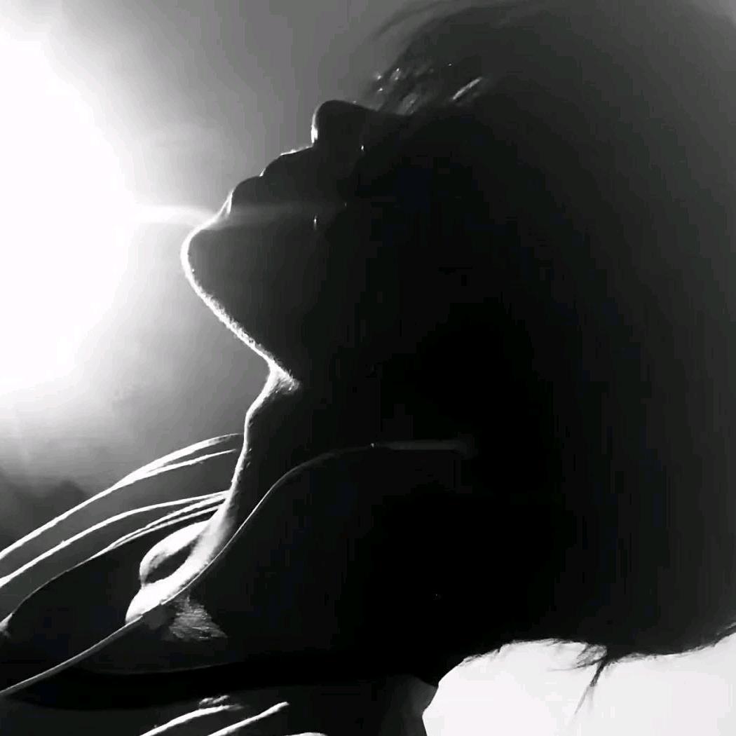 雨中见