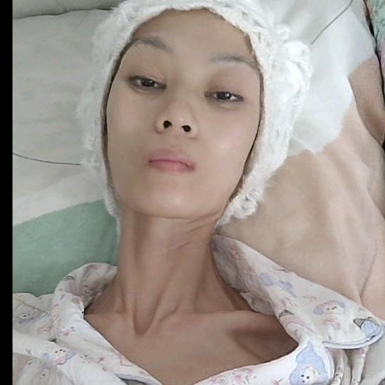 坚强艳儿（为了看着孩子长大）橱窗有好物