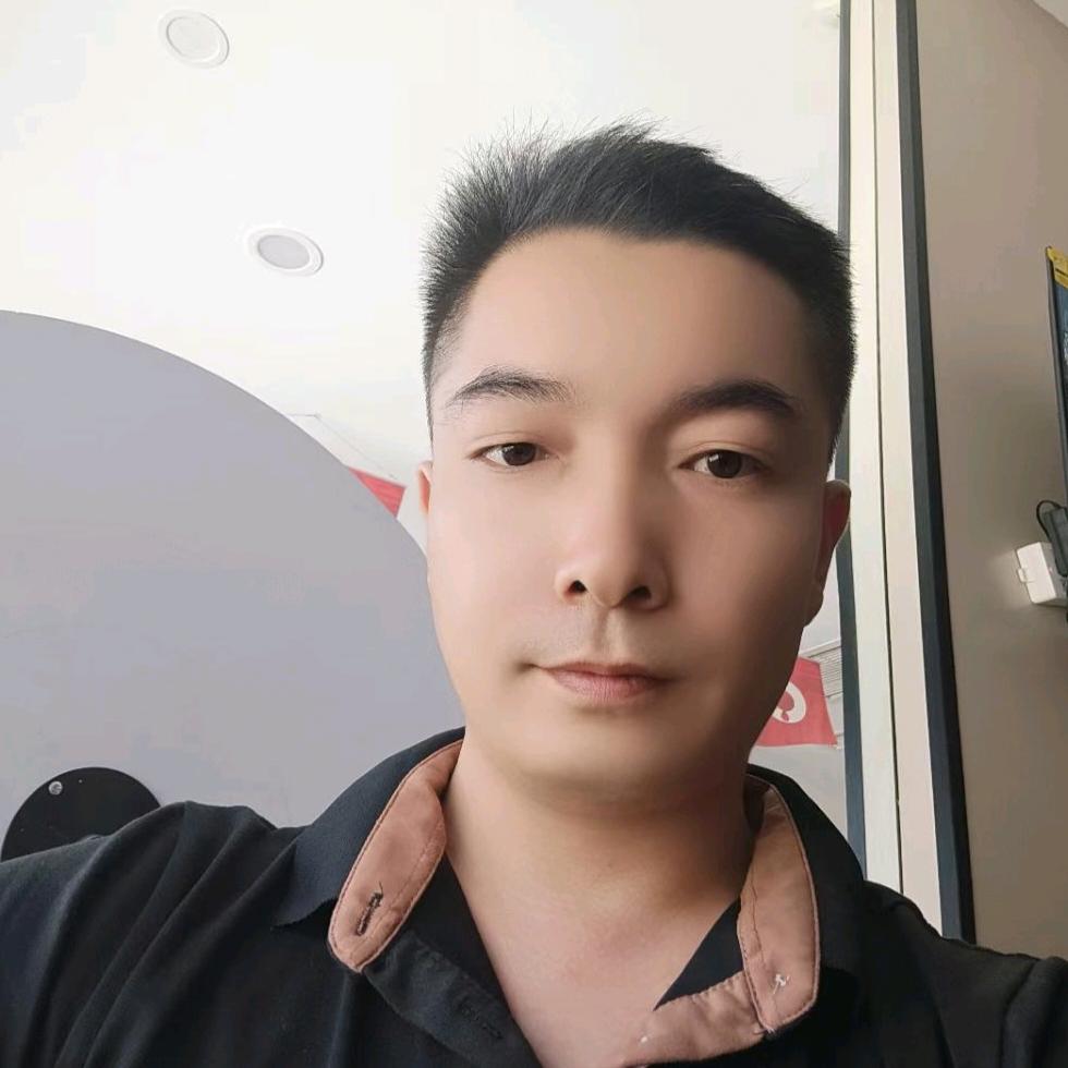 突飞插座‖穆广志