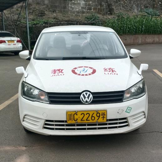 顺川驾校伍老师