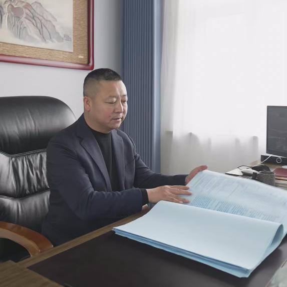 内蒙古交通钢质免焊防眩柵设备厂家（屹丰）