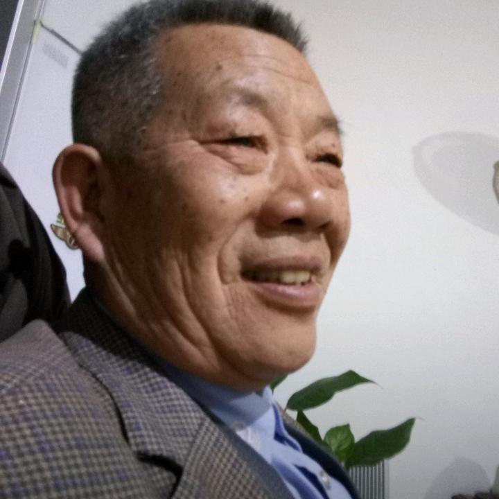 童心哥哥爱唱歌