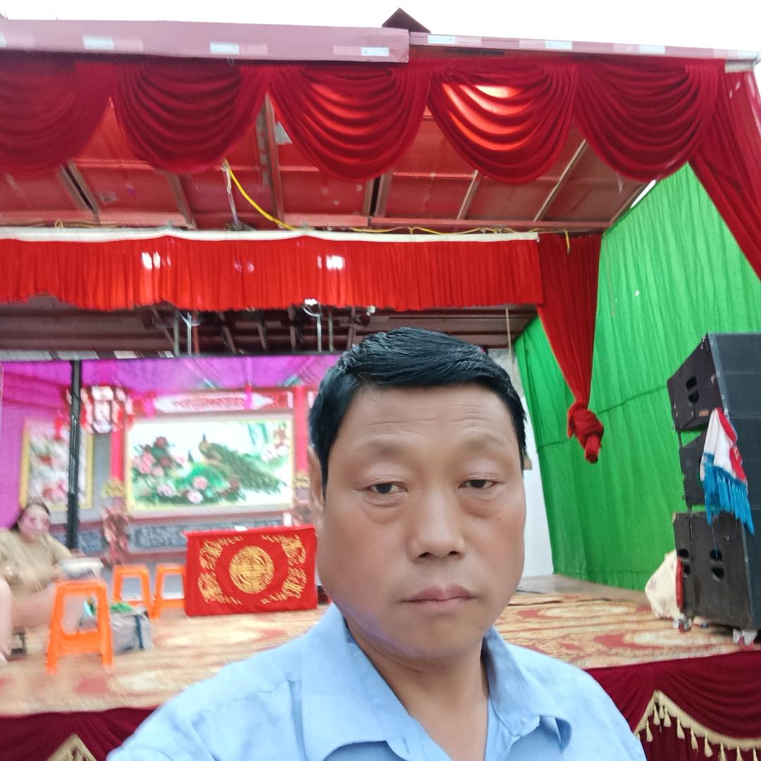 龙飞歌舞团