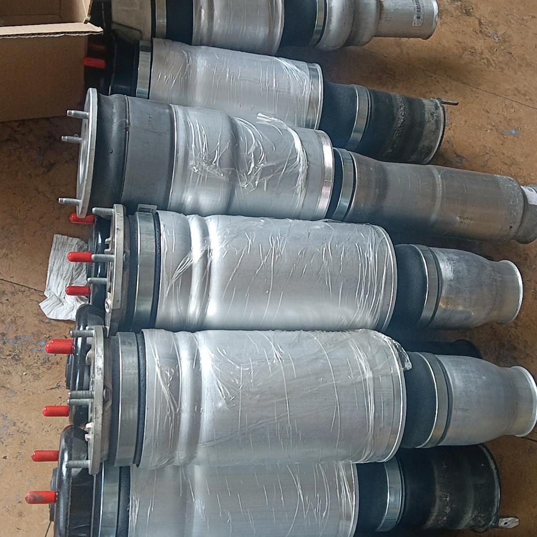 老高专修方向机，减震器