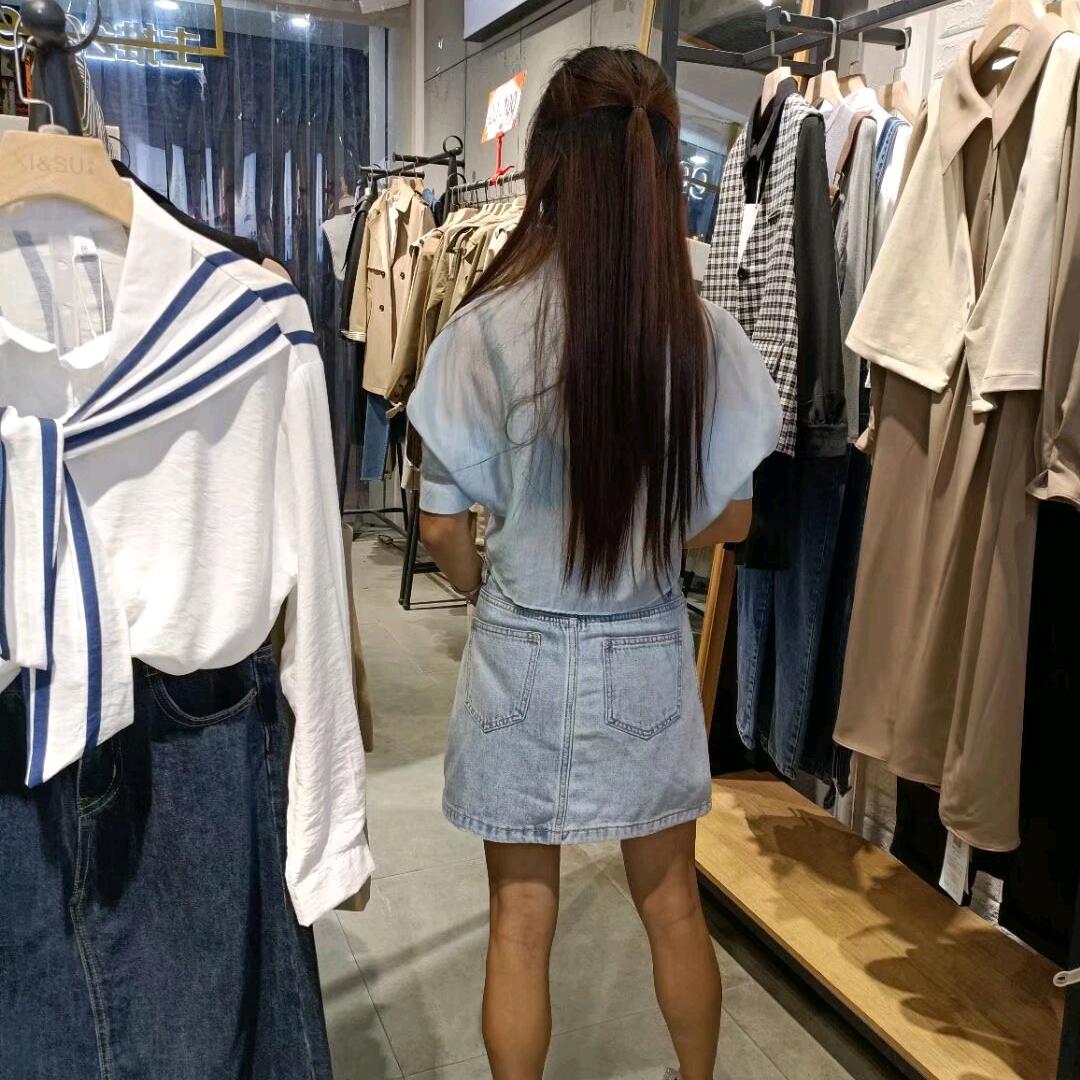 @᭄她的ꦿ꯭꧔ꦿ背影℘