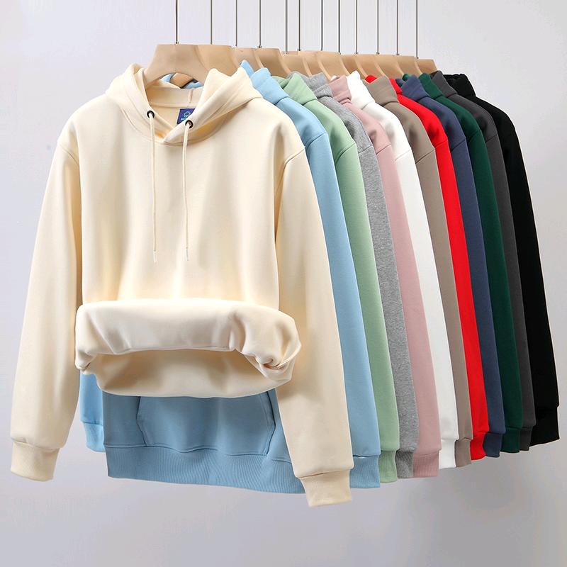 BY潮牌服饰专柜