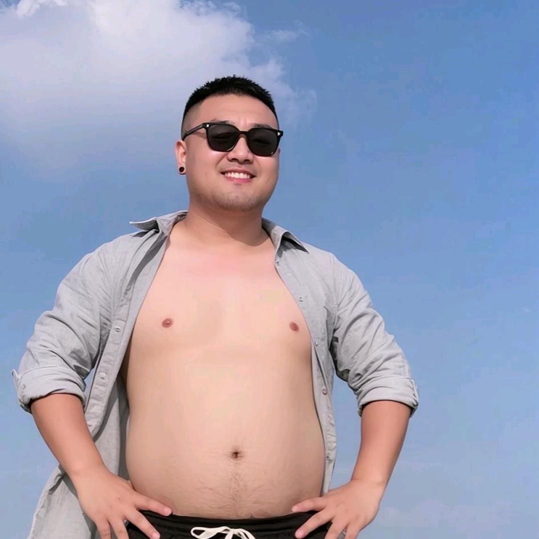 壮壮和灰灰的日常