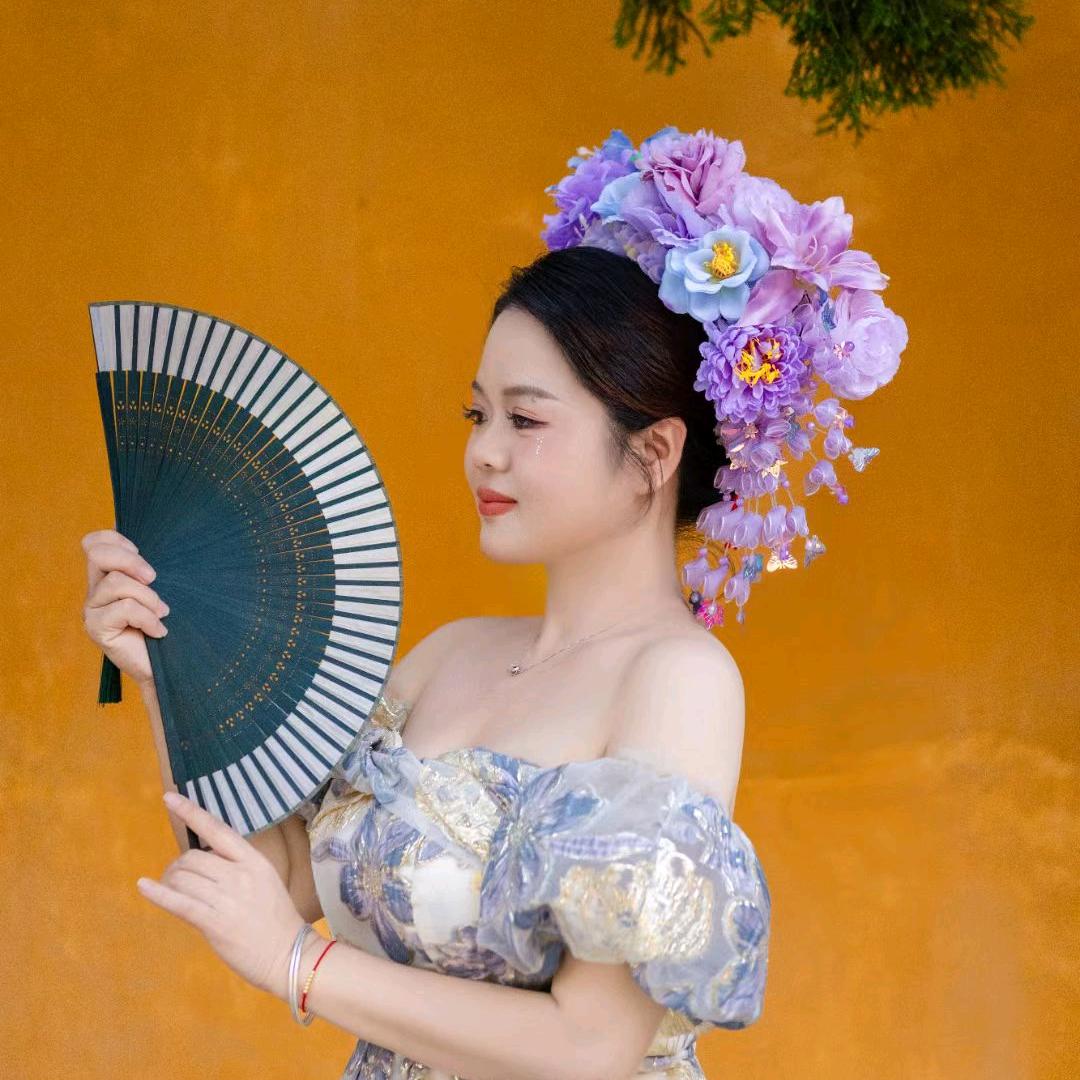 小玲同学
