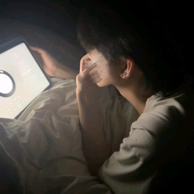 陪我⁹一点