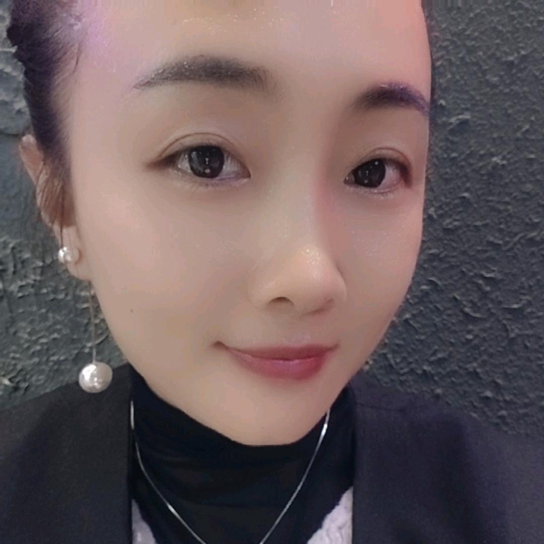 黄后娘娘驾到