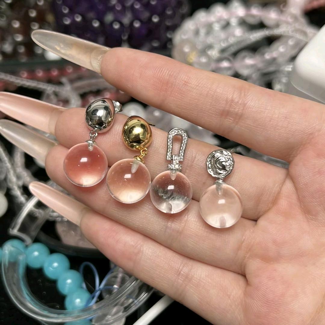 小新金制水晶店