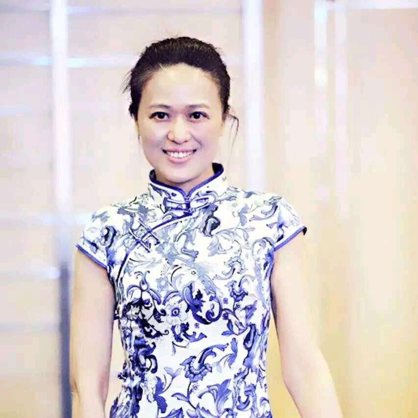 亮冰娜开讲