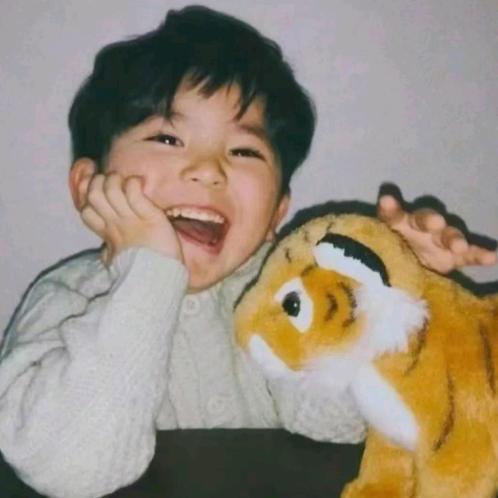 卡布奇诺:喆(穿越火线)新手！