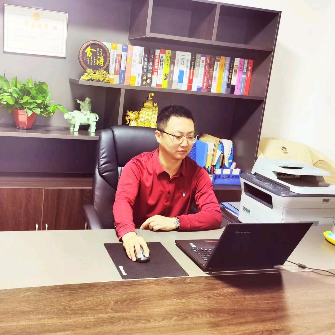 ༺༃一介༒俗人༃༻