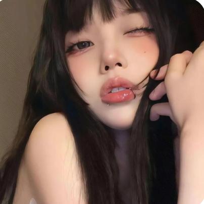 👑