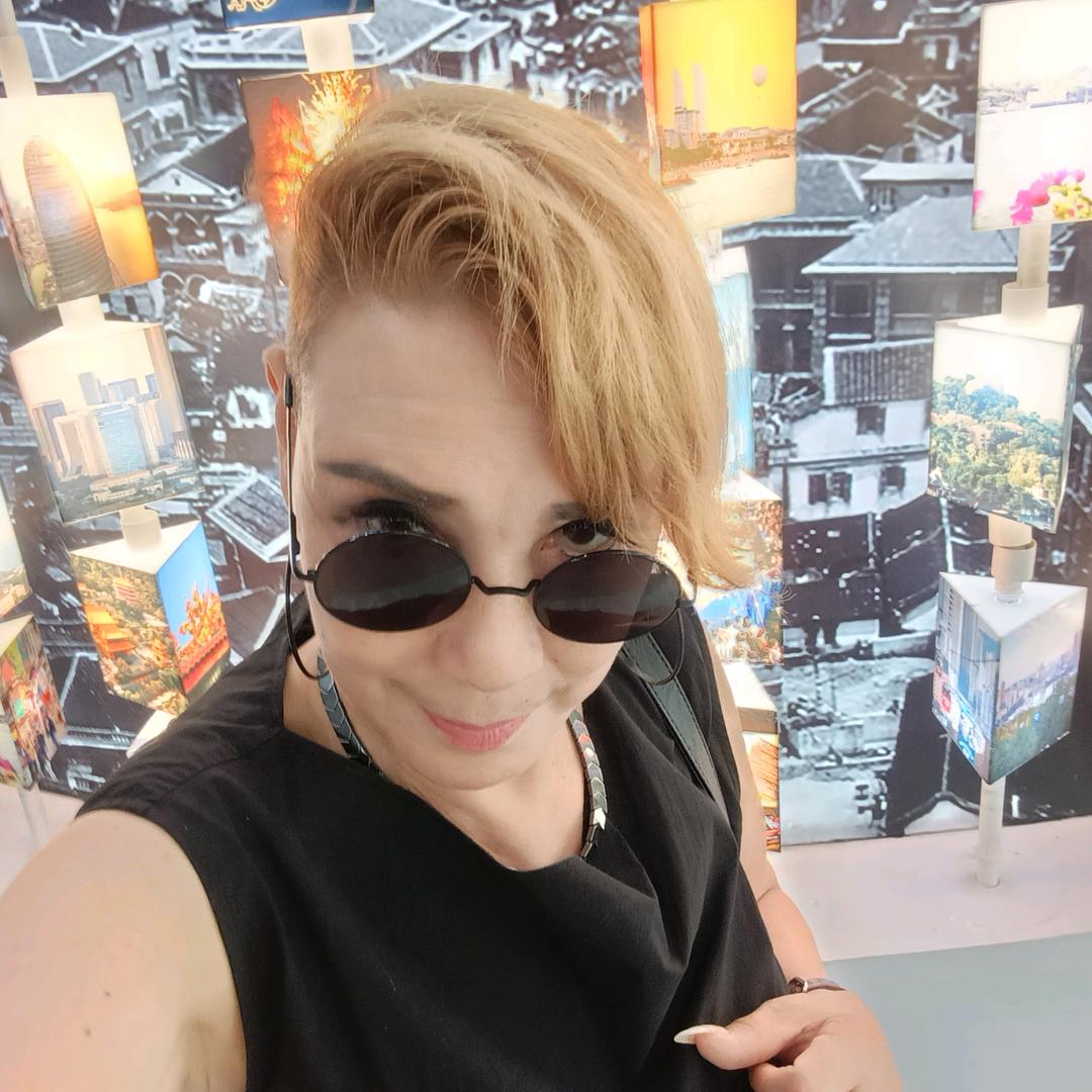 你若盛开的地方，我会变成蝴蝶飞舞！