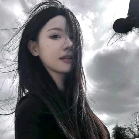 鲤鱼~.