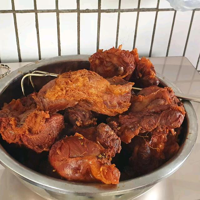 小尹