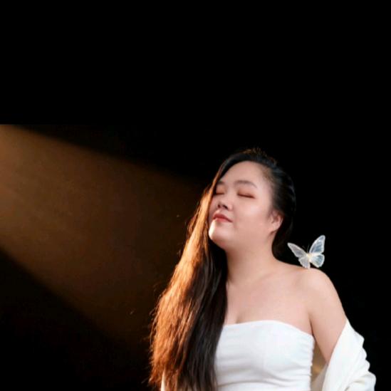 傻的天真 🌹  伤心的泪水 💧 别伤