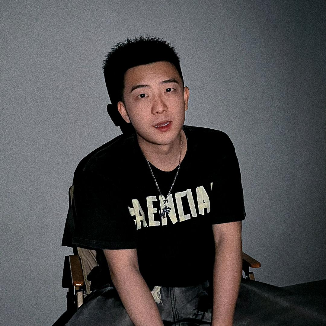 请叫我吴小田