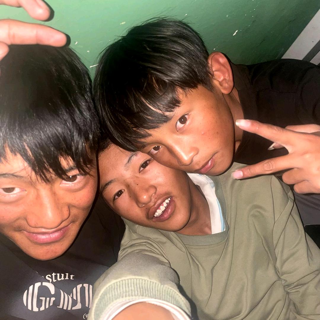 𝓩𝓧𝓑𝓜、❄𝓖𝓪𝓵𝓪💕