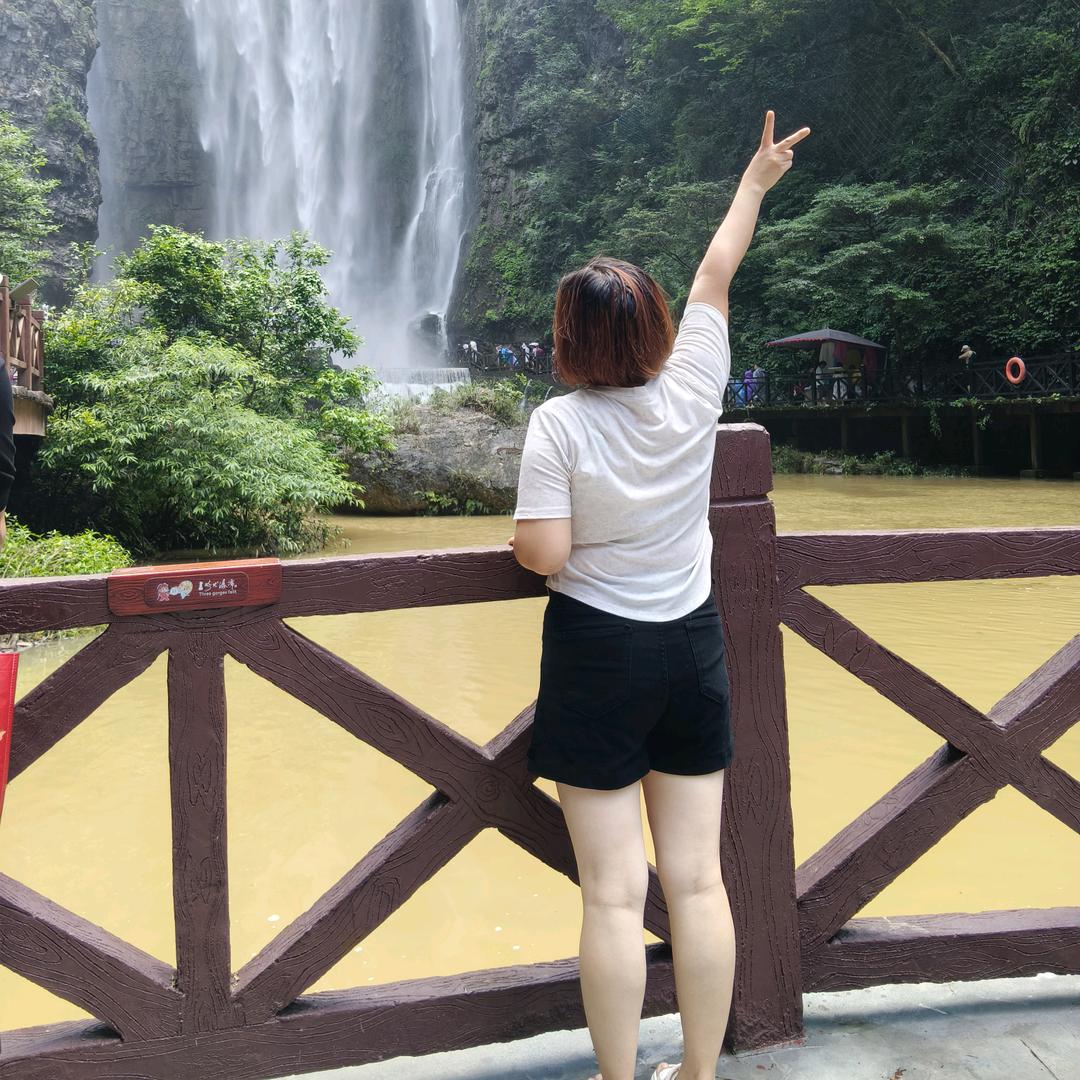 ღ᭄💞燕子ღ᭄ 💞