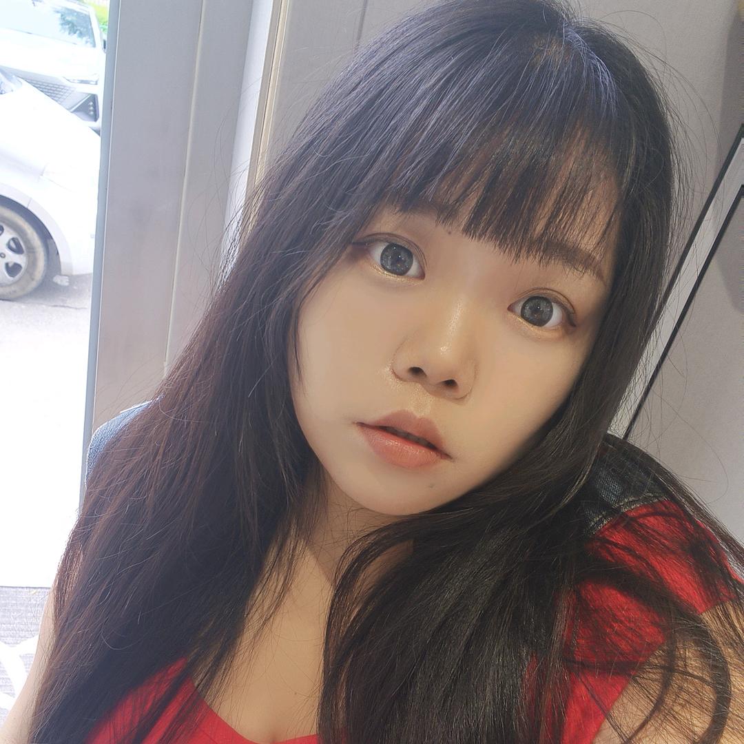 胡美丽,,